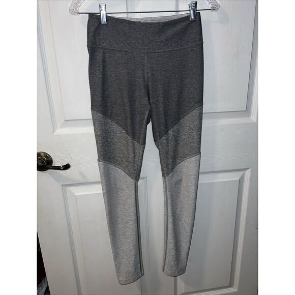 Outdoor Voices Pants - Outdoor Voices Springs 7/8 Leggings Womens Size Small Gray Tones‎ Color Block
